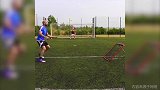 难度再升级！颠网球杂耍死角破门 ​