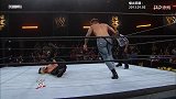 WWE-17年-经典时刻：NXT冠军赛 罗林斯迎战现任RAW解说员格里弗斯-精华