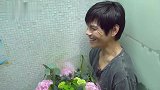 向佐送花自嘲直男审美像菜市场，和郭碧婷一起煲汤好甜蜜！