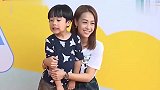 黄心颖已有身孕,之前采访黄心颖她说目标35前生小孩