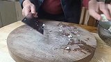 花菜你会做吗？别舍不得家里的老腊肉，厨师不会告诉你