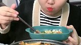 这肉价这么贵，看来都是被这些主播吃的涨价的