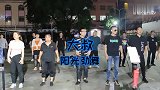 劲歌热舞《大叔》一场不分年龄不分性别的全民广场舞，开心又放松