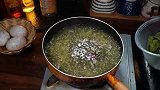 贡菜的做法，百吃不腻的贡菜酸菜汤，超级开胃