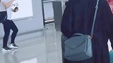 韩庚女助理抢镜