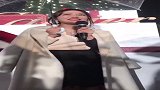 富察皇后秦岚出席活动，大冷天真是美丽冻人，实在太心疼了！