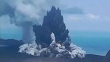 汤加海底火山连续喷发 火山灰冲上20千米高空
