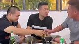 烟不进肺酒不进胃，好家伙