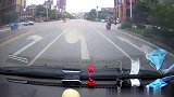 路虎：我以为你会让着我，要不是拍下谁信！