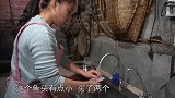 儿子想吃美蛙鱼头，桃子姐做一大盆，川味十足，一家人吃得美滋滋