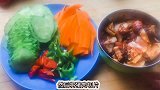 黄瓜这样做太好吃了，孩子爱吃，一盘上桌就没，你也试试吧