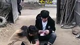 我女儿嫁过来，不是来伺候你的