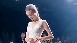 可拆分两用的婚纱