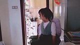 小棉袄管起爸爸来真厉害，爸爸：我就喝个酒。小棉袄：不行
