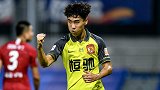 上赛季交锋回顾：暴力鸟神仙球韦世豪双响 广州队3-1嵩山龙门