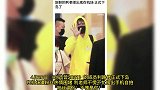 利路修机场被粉丝热情围堵拿出手机自拍