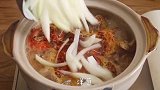 暖呼呼的海鲜嫩豆腐汤，汤鲜味美，泡饭也太好吃了吧！