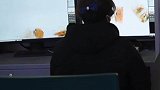 X光安检机下的返程行囊