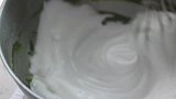 制作绿茶蛋糕，不用发面，简简单单，做出来像海绵一样绵软