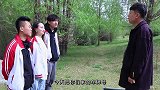 老师登记学生家中的车牌号，没想是按照车牌号交学费，有趣