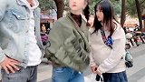 无论有那么多不容易，正义永远不会迟到
