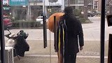 熊熊你太皮了