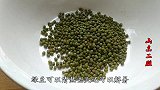 夏天我家绿豆从不熬粥，加1个鸡蛋，简单几步，开胃又凉爽，好吃