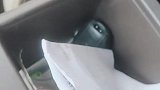 储物盒的开关功能