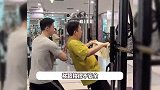 于正称被私生偷拍，对方冒充助理尾随他进健身房，还大胆喊话要见一面