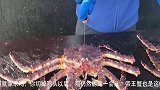美国大厨处理帝王蟹手法快准狠！帝王蟹还没反应过来就被端上桌了