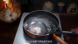 莲藕排骨汤的做法