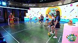 世界杯大猜神-蒙眼踢球玩坏小姐姐 没想到都是玩球高手