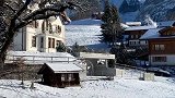 雪山，飞鸟，炊烟，村庄，这里是瑞士，童话故事开始的地方...