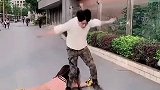 路人都惊呆了