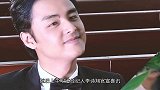 明道晒儿子脚丫官宣：你们曾关心的那个男孩，终于升级成了男孩+