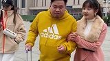 大家以后买行李箱一定要买好的，不然抓不住！