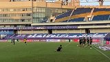 国安赛前热身锋线展露好状态 巴坎布阿兰频现爆射