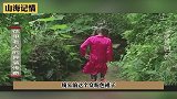 六旬老汉痴迷女装，整日打扮艳丽，男扮女装背后到底有何秘密