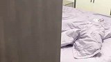 和媳妇冷战分居半个月了，明天又要出门干活了