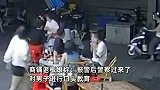 小猫被人绑住四肢从高楼丢下？险些砸到楼下食客，小猫当场死亡