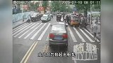 视频曝光！8岁女孩被出租车司机撞倒身亡，警方通报：司机被刑拘