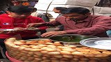 印度最火脆球饼，绿色的是什么