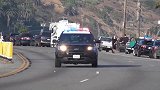 汽车玩具总动员，消防车、校车、警车，一起来学习英语吧