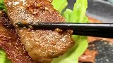 烤牛肉怎么做，又嫩又滑又好吃，很多人第一步就做错了！
