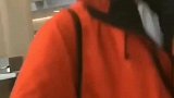 赵丽颖全身裹得严严实实，低调现身