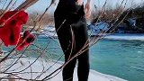 大雪节气，下河游泳冬泳
