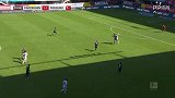 第40分钟弗赖堡球员尼尔斯·彼得森进球 帕德博恩1-2弗赖堡