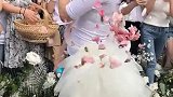 张庭曾经第一酒窝美女，还和当年一样漂亮，不愧是女神