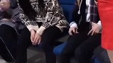 粉墨四闺女爱的抱抱！妮妮收到来自队友的鼓励，好幸福！