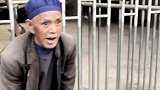 农村搞笑段子，爷爷送地给邻居住，婆婆不满意
